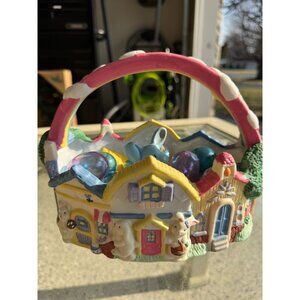 Vintage 1995 Porcelain Easter‎ Basket with Eggs and Bunny